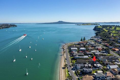 Photo of property in 14a The Parade, Bucklands Beach, Auckland, 2012