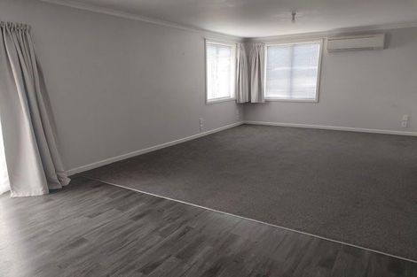Photo of property in 6-8a Avenue Road, West End, Timaru, 7910