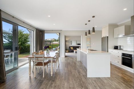 Photo of property in 1 Siemonek Rise, Bethlehem, Tauranga, 3110
