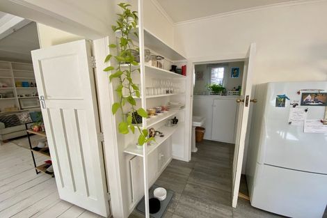 Photo of property in 6 Barton Terrace, Thorndon, Wellington, 6011