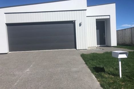 Photo of property in 542 Grenada Street, Papamoa Beach, Papamoa, 3118