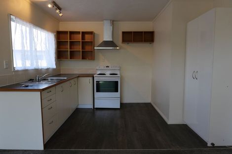 Photo of property in 23 Pukeko Street, Paraparaumu, 5032