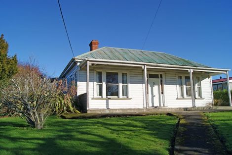 Photo of property in 17 Beach Street, Waikouaiti, 9510