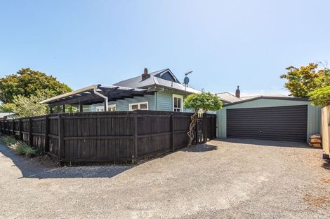 Photo of property in 2/128 Weston Road, St Albans, Christchurch, 8052