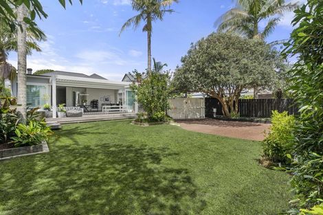 Photo of property in 23 Cheltenham Road, Devonport, Auckland, 0624