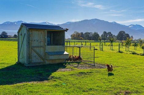 Photo of property in 12 Te Ao Wharepapa Lane, Peketa, Kaikoura, 7373