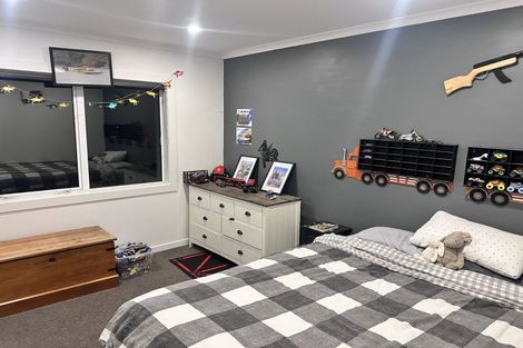 Photo of property in 47 Coleman Avenue, Waverley, 4591