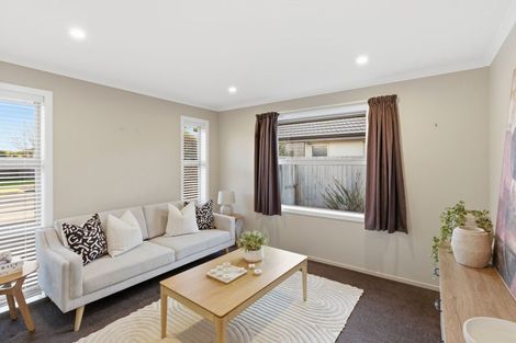 Photo of property in 14 Bradwell Crescent, Halswell, Christchurch, 8025