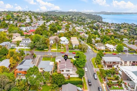 Photo of property in 1 Jacaranda Avenue, Beach Haven, Auckland, 0626