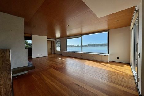 Photo of property in 15b Seaview Road, Paremata, Porirua, 5024