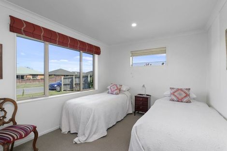 Photo of property in 10 Devon Crescent, Darfield, 7510