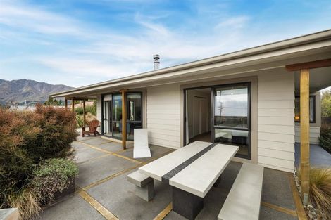 Photo of property in 275 Lakeview Terrace, Lake Hawea, Wanaka, 9382