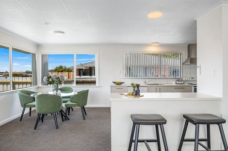 Photo of property in 125 Ohoka Road, Kaiapoi, 7630