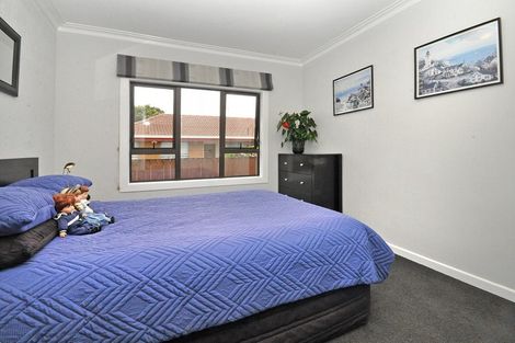 Photo of property in 1/20 Bunnythorpe Road, Papakura, 2110