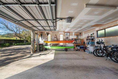 Photo of property in 9 Benn Road, Lake Okareka, Rotorua, 3076