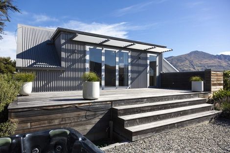 Photo of property in 24 Briar Bank Drive, Wanaka, 9305