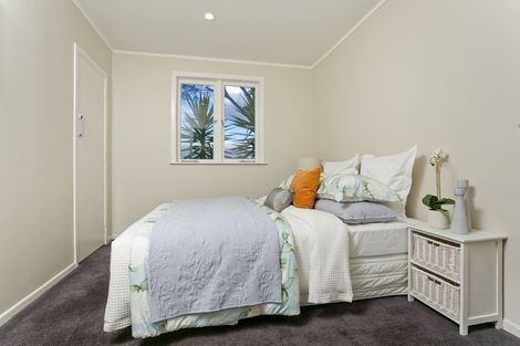 Photo of property in 1/1a Becroft Drive, Forrest Hill, Auckland, 0620
