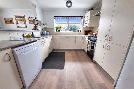 Photo of property in 23 Te Iwiheke Place, Turangi, 3334