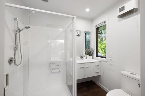 Photo of property in 8 The Rise, Mount Pleasant, Christchurch, 8081