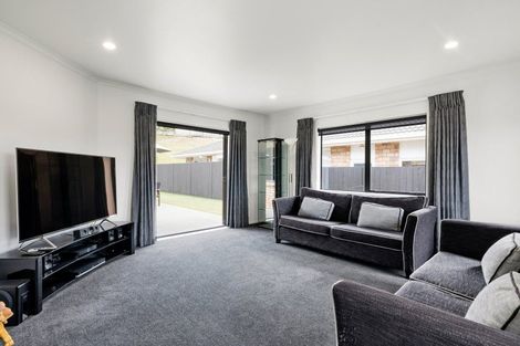 Photo of property in 10 Everton Place, Grandview Heights, Hamilton, 3200