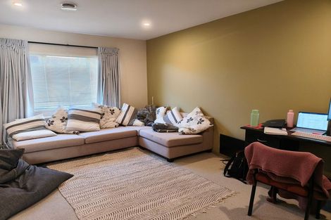 Photo of property in 30 Parkwood Crescent, Gulf Harbour, Whangaparaoa, 0930