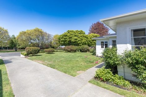 Photo of property in 38 Queen Street, Dannevirke, 4930