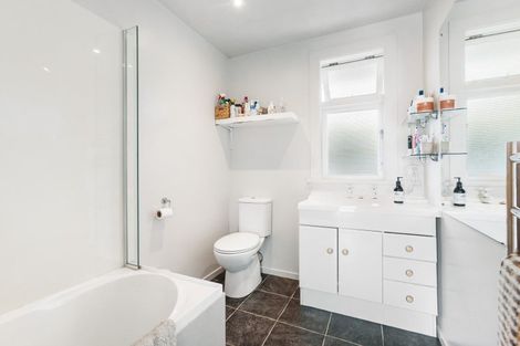 Photo of property in 49 Ray Street, Cromwell, 9310