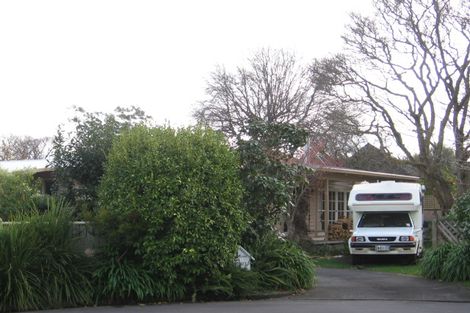 Photo of property in 21 Lincoln Terrace, Hokowhitu, Palmerston North, 4410