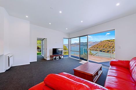 Photo of property in 8 Cass Bay Place, Cass Bay, Lyttelton, 8082