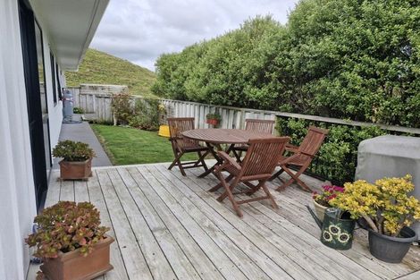 Photo of property in 11 Heta Road, Highlands Park, New Plymouth, 4312
