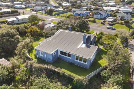 Photo of property in 157 Cornfoot Street, Castlecliff, Whanganui, 4501