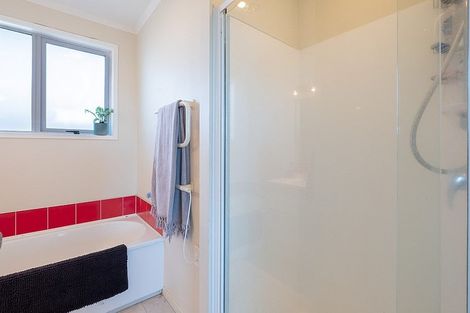 Photo of property in 6 Sole Avenue, Bell Block, New Plymouth, 4312