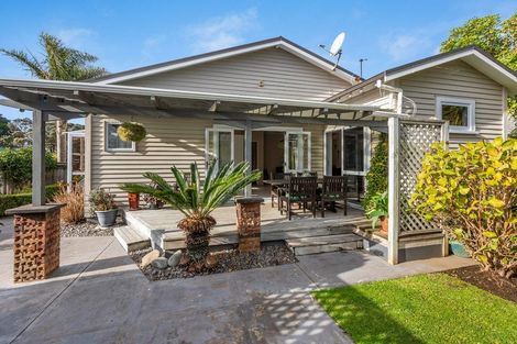 Photo of property in 46 Sanders Avenue, Westown, New Plymouth, 4310