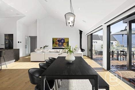 Photo of property in 5 Red Deer Rise, Kelvin Heights, Queenstown, 9300