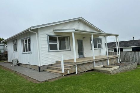 Photo of property in 10 Jackson Street, Waitara, 4320