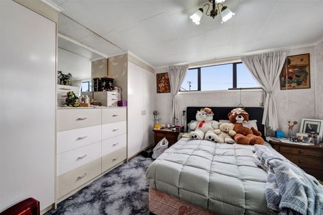 Photo of property in 30 Caledonia Street, Hawera, 4610