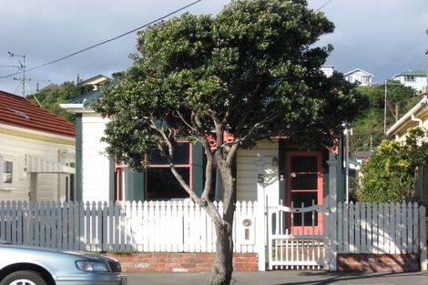 Photo of property in 5 Te Whiti Street, Kilbirnie, Wellington, 6022