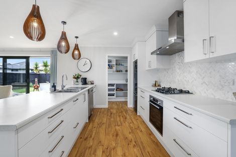 Photo of property in 38 Terry Came Drive, Cambridge, 3434