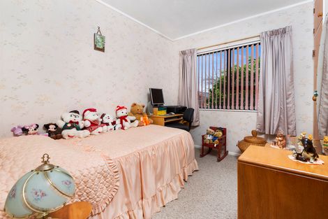 Photo of property in 215a Queen Street, Pukekohe, 2120