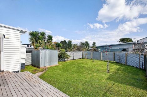 Photo of property in 214 Whitaker Street, Whataupoko, Gisborne, 4010