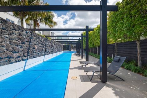 Photo of property in 10/258 Hurstmere Road, Takapuna, Auckland, 0622