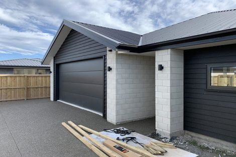 Photo of property in 7 Marcoola Drive, Rolleston, 7614