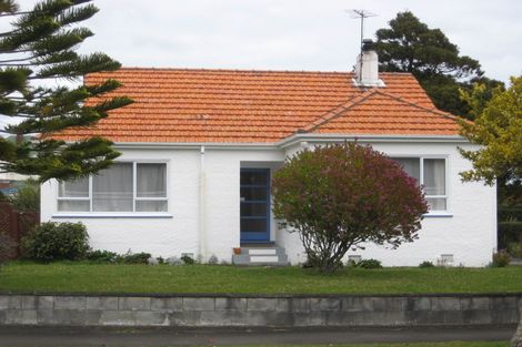 Photo of property in 6 Wrantage Street, Westown, New Plymouth, 4310