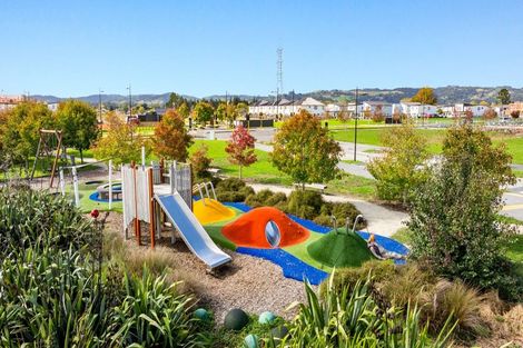 Photo of property in 24 Ahunga Road, Karaka, Papakura, 2113