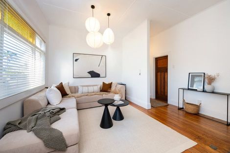 Photo of property in 9 Kinross White Street, Napier South, Napier, 4110