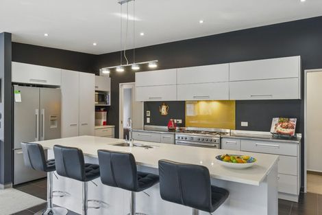 Photo of property in 48 Kotuku Drive, Paraparaumu Beach, Paraparaumu, 5032