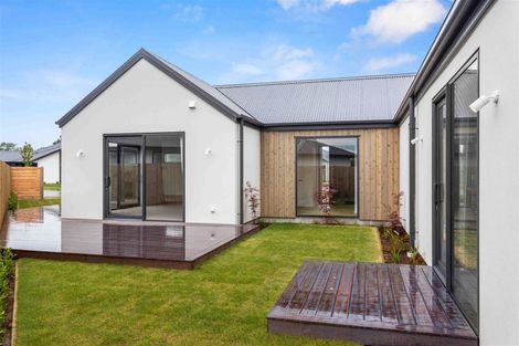 Photo of property in 22 Mcquillan Avenue, Woodend, 7610