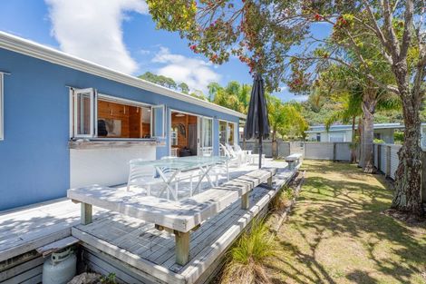 Photo of property in 21 Homestead Lane, Cooks Beach, Whitianga, 3591