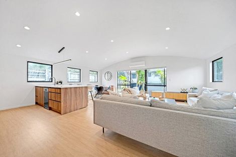 Photo of property in 36a Zefiro Drive, Massey, Auckland, 0614