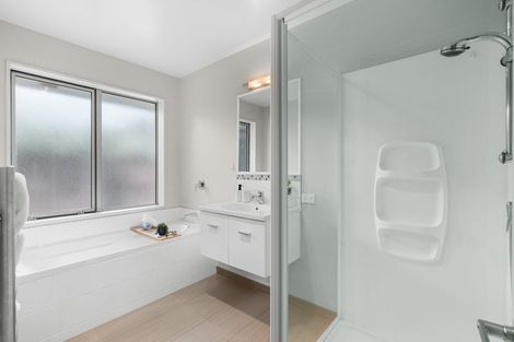 Photo of property in 5 Clematis Place, Wigram, Christchurch, 8042